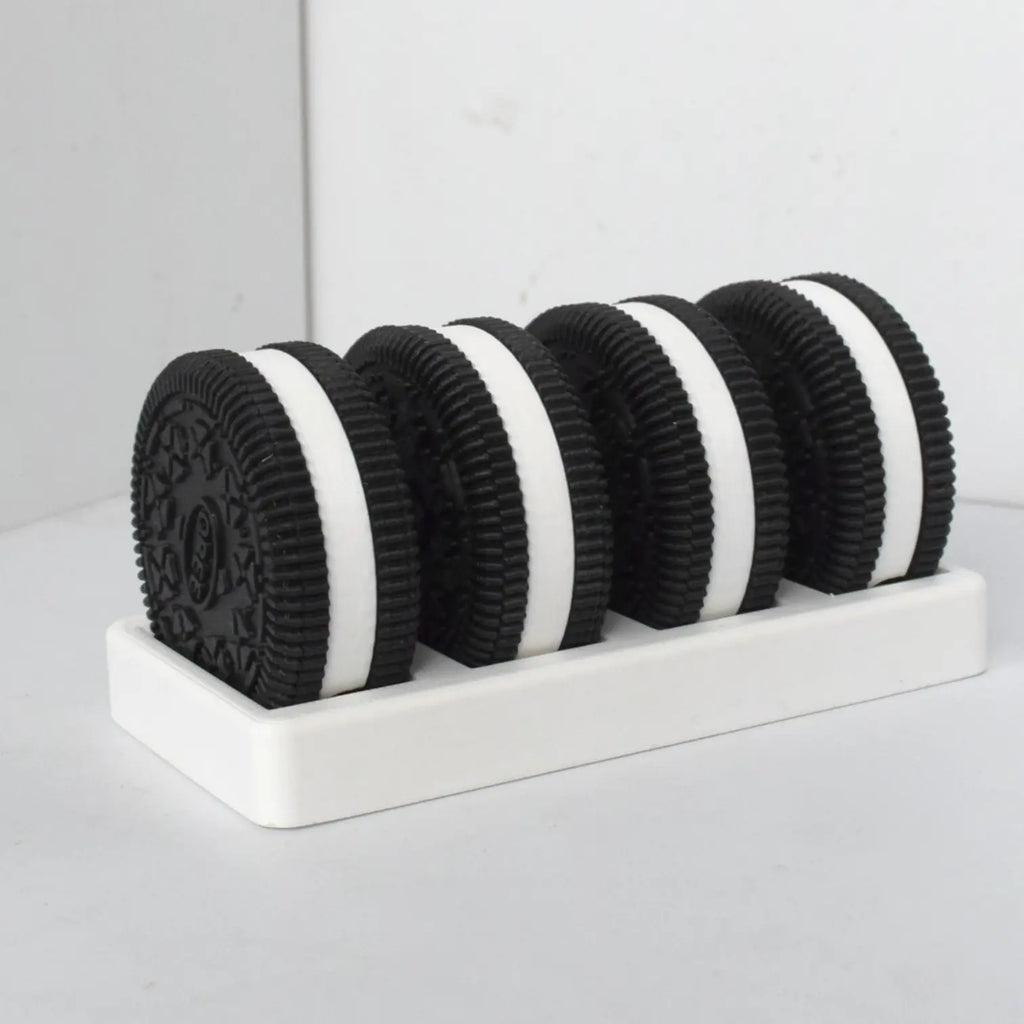 3D Printed Cookie Cable Organizer Set - 4-Piece Realistic Cookie Stand with Tray, Unique Desktop Accessories for Tech Enthusiasts and Plush Mini Fidget Animal, Ideal Gift for Italian Brainrot Toy Lovers